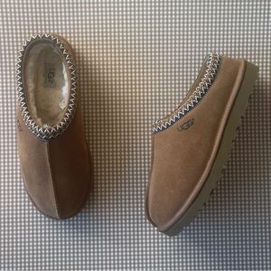 UGG Tasman Mens slippers. Size 10